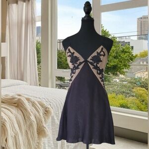 Elegant Black and Cream Chemise